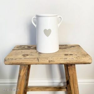 White Heart Vase - Image 3